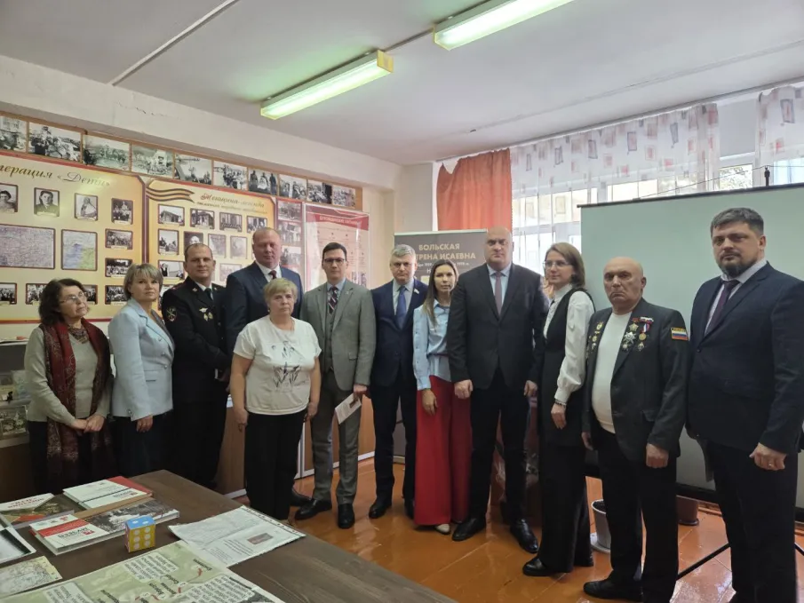 МБОУ «Смольковская средняя школа» присвоено имя героя